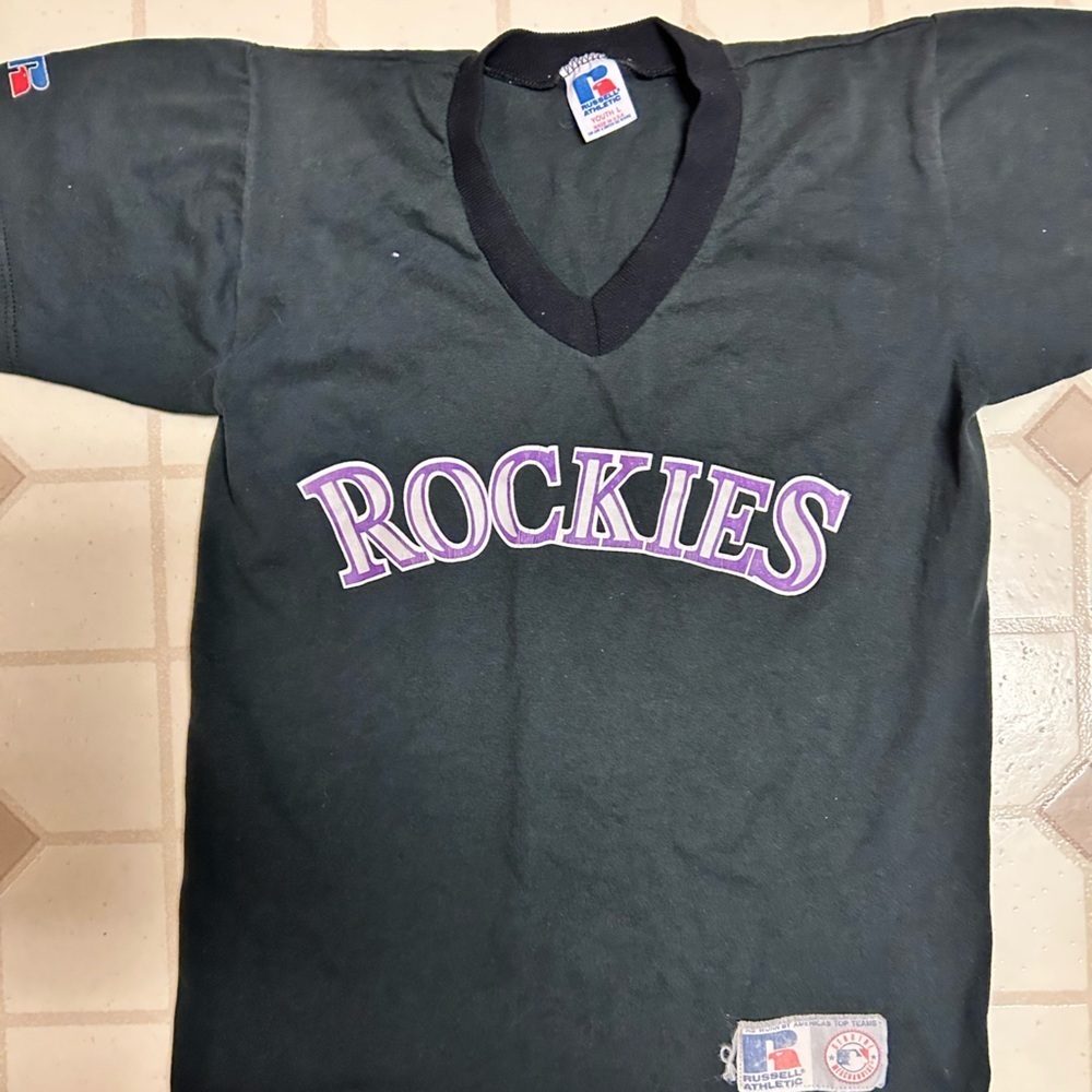 Vintage youth large Rockies baseball shirt